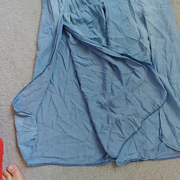 Pants with slits - Picture 2 of 2